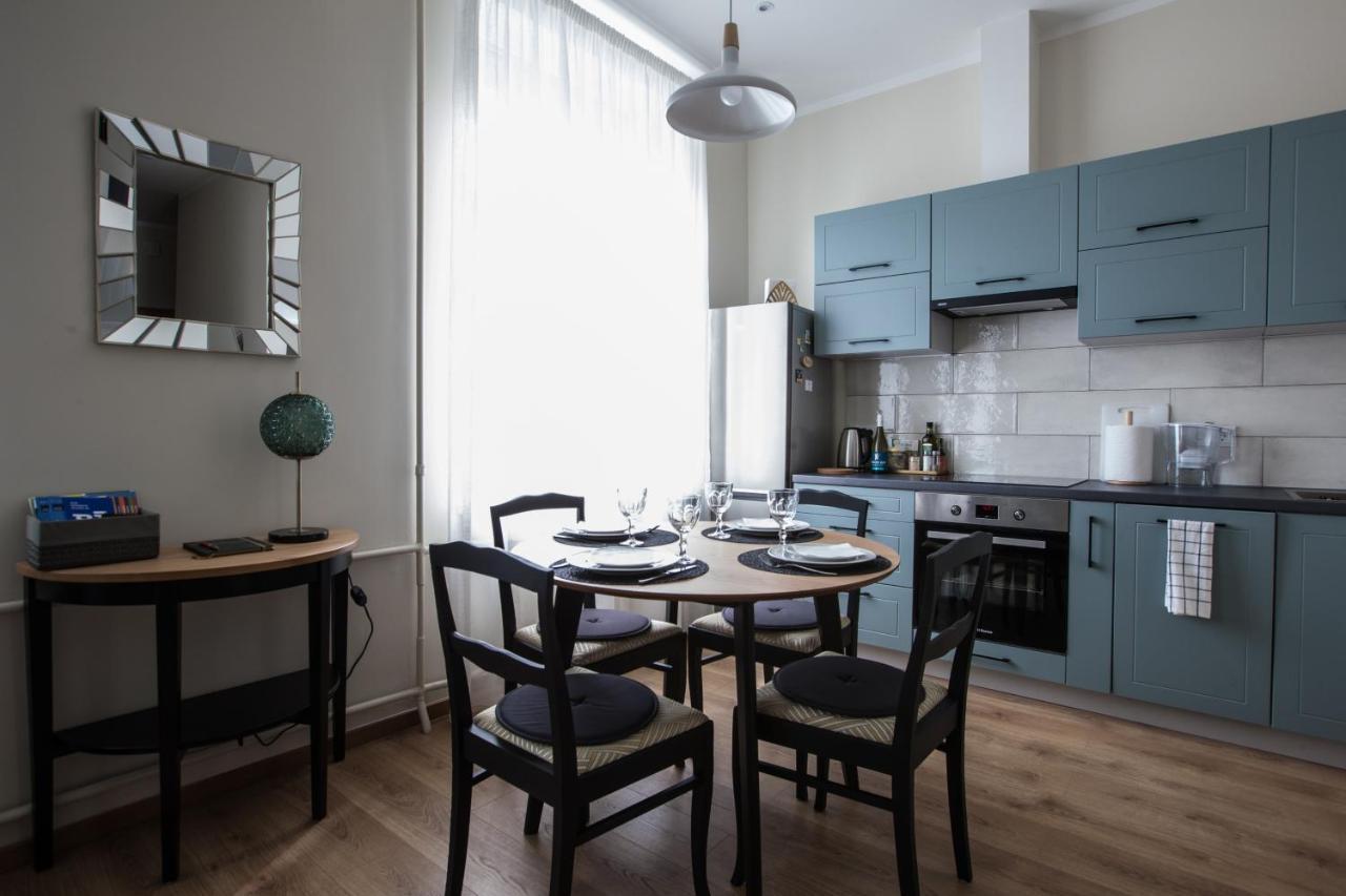 Cozy Home Valdemara, Free Parking, Self Check-In Riga Exterior photo